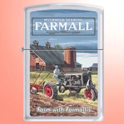 Zippo Classics Upaljač - Farma sa Farmall Saten Hrom