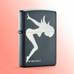 Zippo upaljač - Trucker Babe crni mat