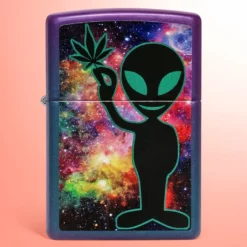 Zippo Lighter - Vanzemaljac sa Dobre Vibracije Iridescent