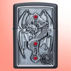 Zippo Lighter - Amblem zmaja sa crvenim draguljima